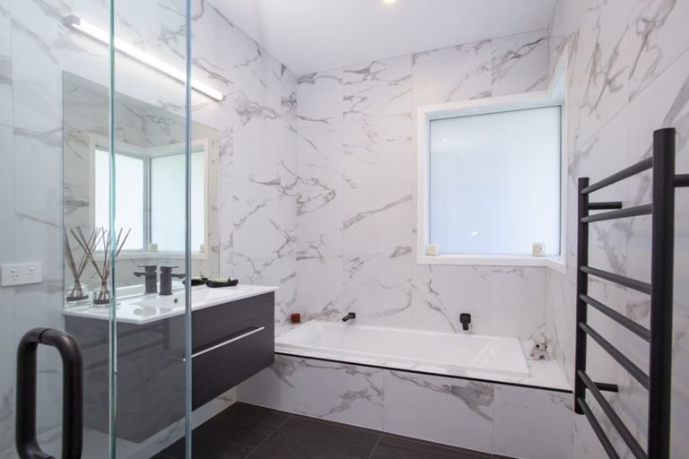 Photo of property in 31 Westwood Avenue, Greytown, 5712