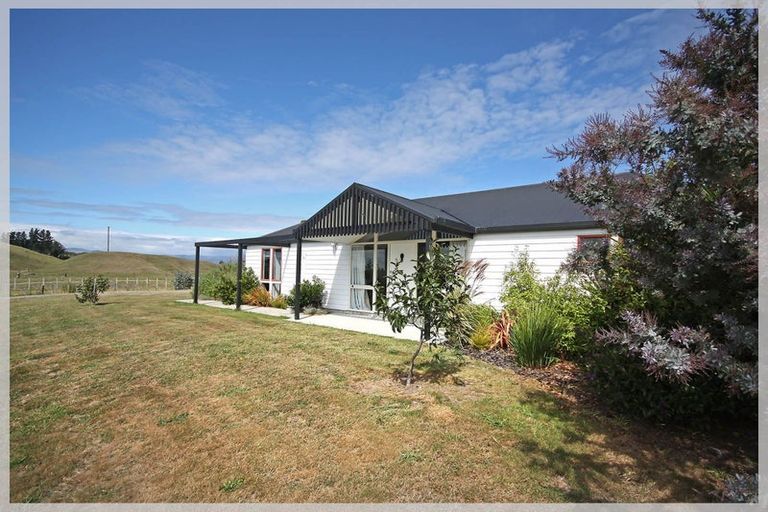 Photo of property in 450 Foxton Shannon Road, Foxton, 4893