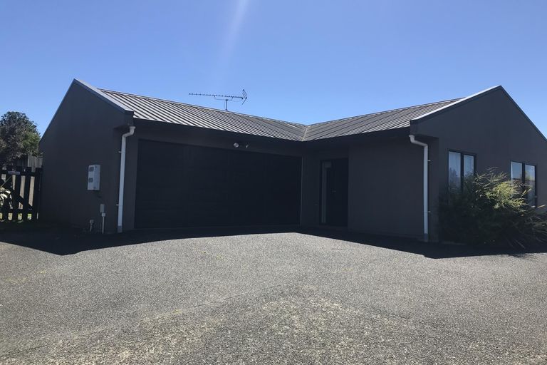 Photo of property in 5 Les Fisher Place, Pukekohe, 2120