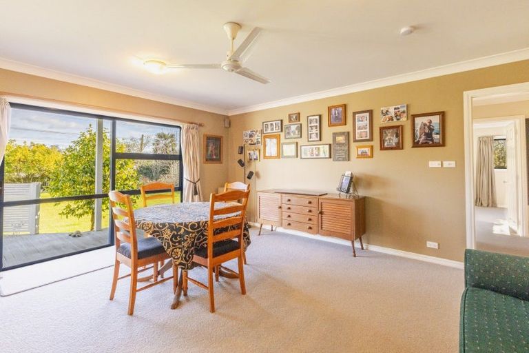 Photo of property in 20 Bennett Street, Waipawa, 4210