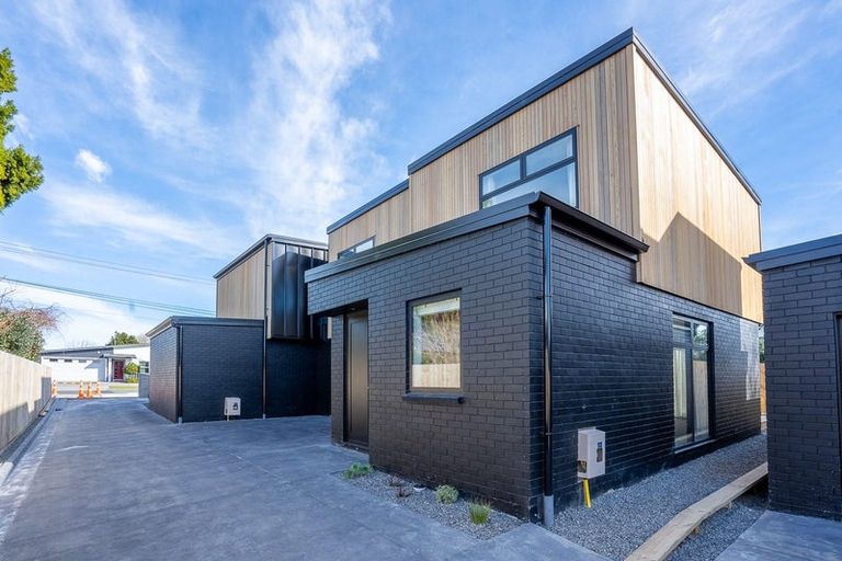 Photo of property in 60u2 Sandwich Road, Saint Andrews, Hamilton, 3200