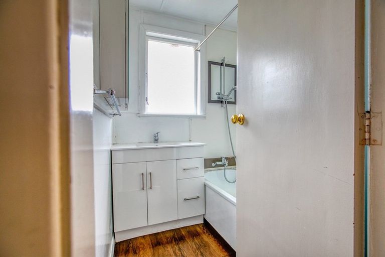 Photo of property in 41 Kummer Crescent, Masterton, 5810