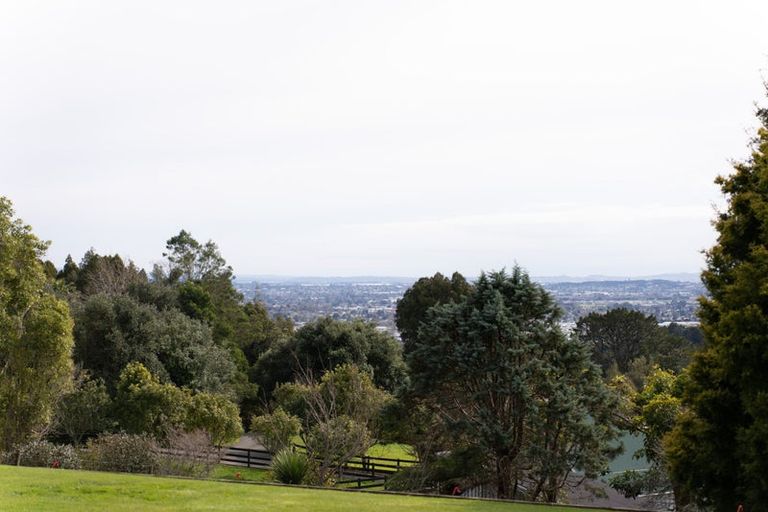 Photo of property in 528 Ponga Road, Opaheke, Papakura, 2584