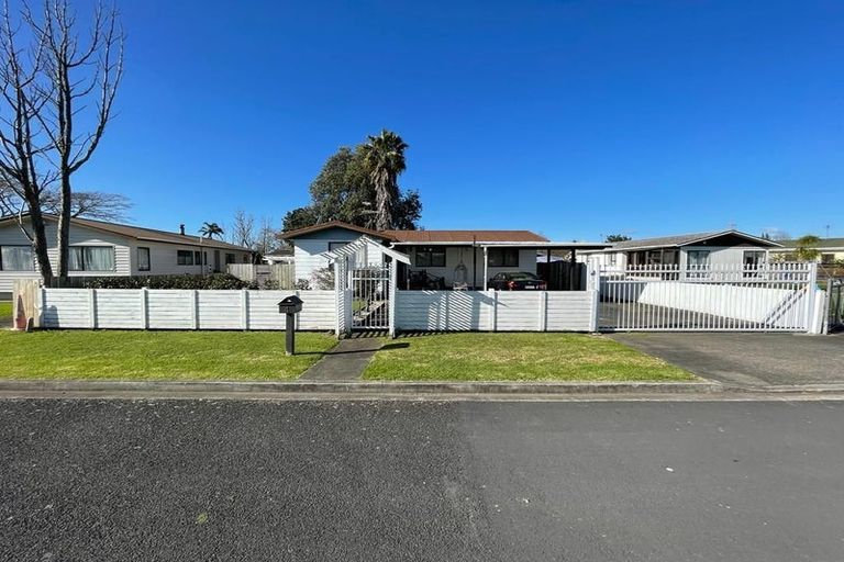 Photo of property in 4 Le Havre Place, Takanini, 2112