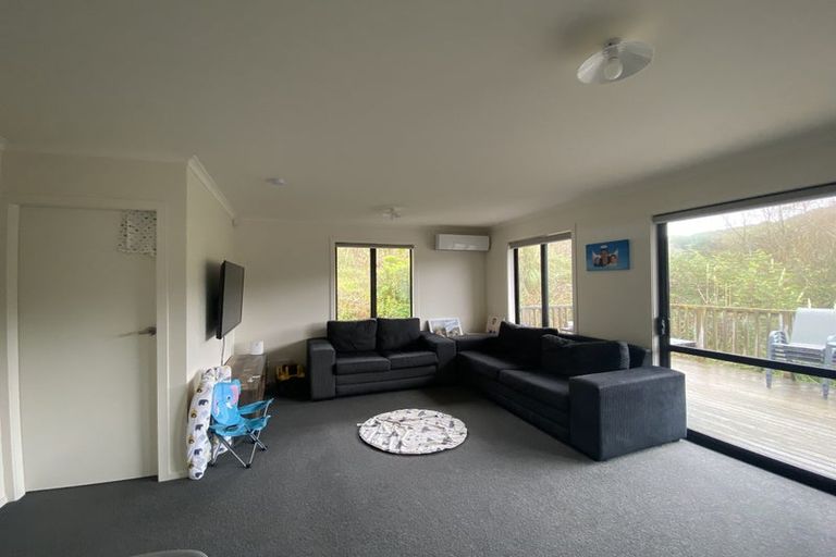 Photo of property in 10 Puaha Street, Takapuwahia, Porirua, 5022