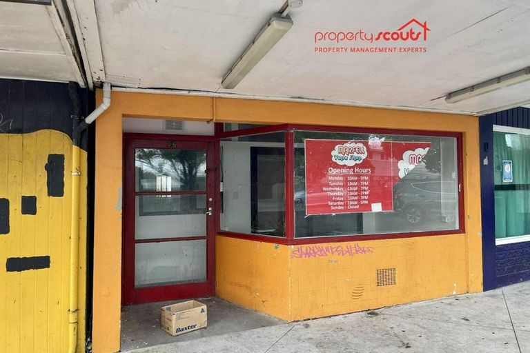 Photo of property in 46 Cook Street, Marfell, New Plymouth, 4310