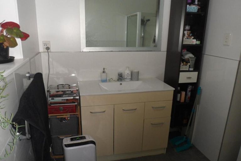 Photo of property in 9 Sunshine Avenue, Karori, Wellington, 6012