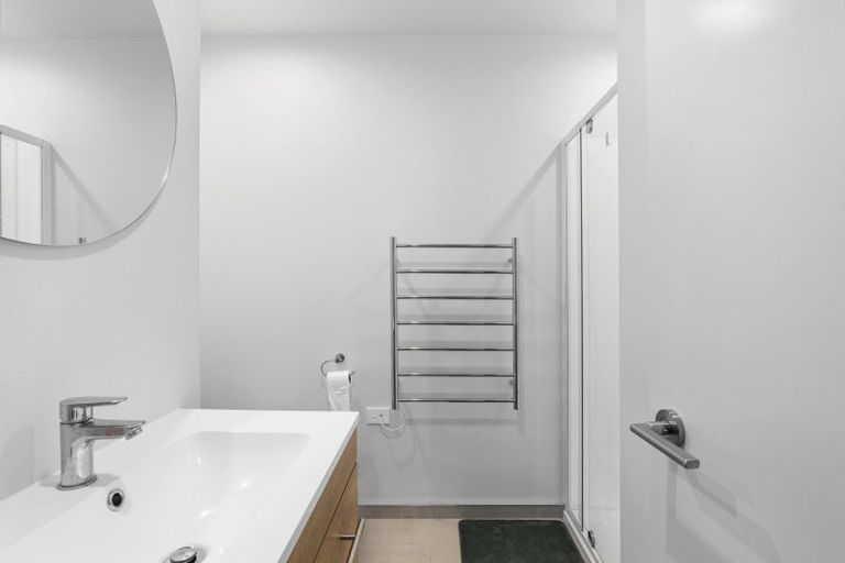 Photo of property in 2/30 Frederick Street, Waltham, Christchurch, 8011