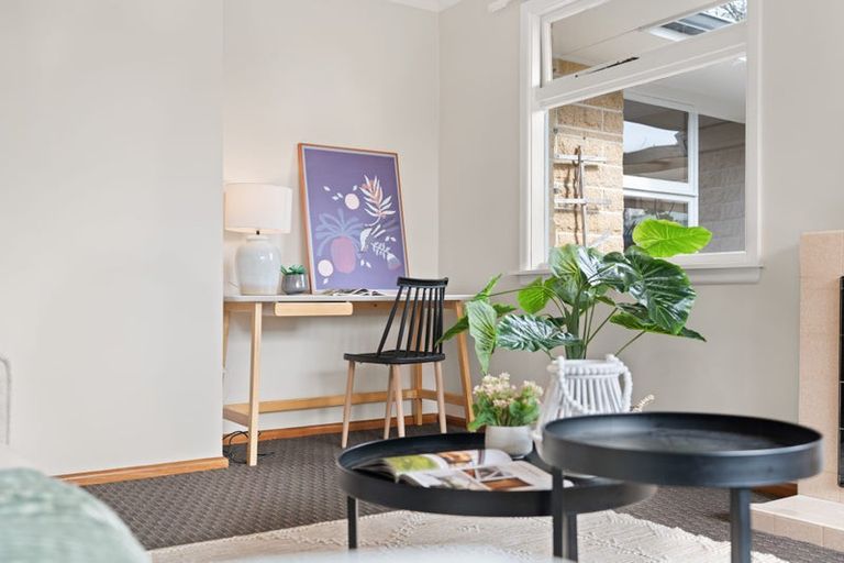 Photo of property in 115 Withells Road, Avonhead, Christchurch, 8042