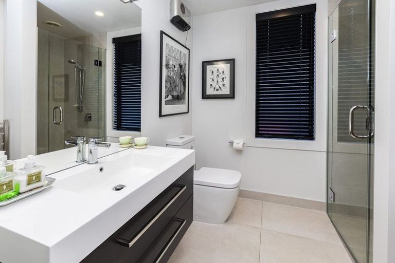 Photo of property in 28 Devonport Lane, St Albans, Christchurch, 8014