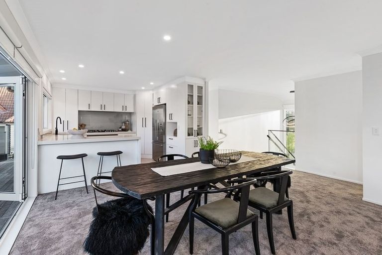 Photo of property in 131 Churchill Road, Rothesay Bay, Auckland, 0630