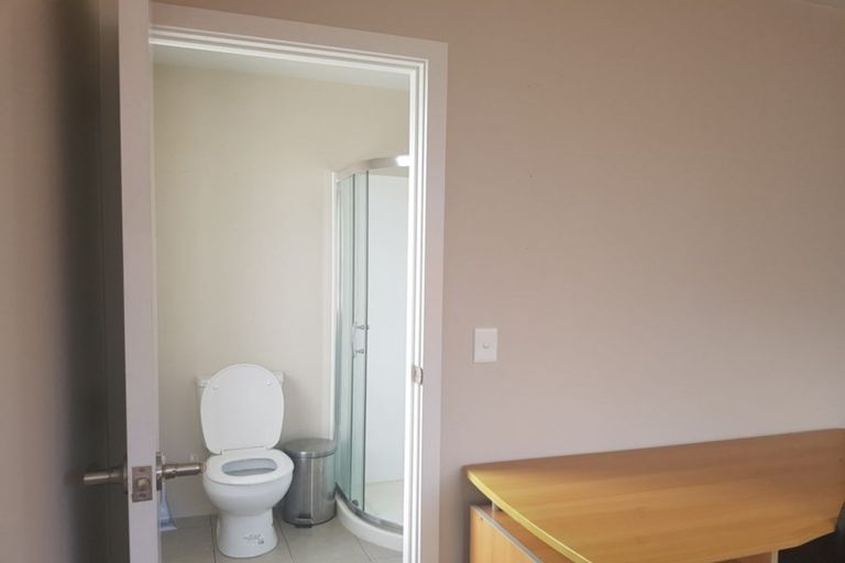 Photo of property in 3 Paeroa Street, Riccarton, Christchurch, 8041