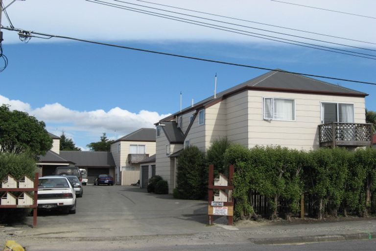 Photo of property in 4/16 Grenville Street, Waltham, Christchurch, 8011