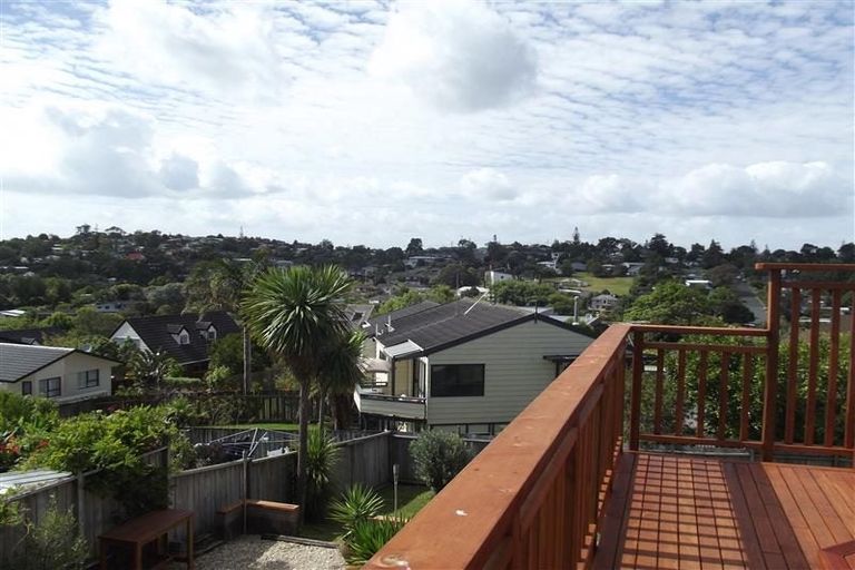 Photo of property in 145 Weatherly Road, Torbay, Auckland, 0630