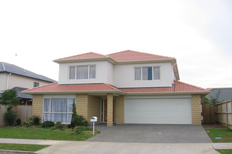 Photo of property in 4 Duntrune Road, Flat Bush, Auckland, 2016