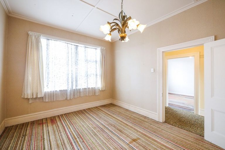 Photo of property in 33 Brownville Crescent, Maori Hill, Dunedin, 9010