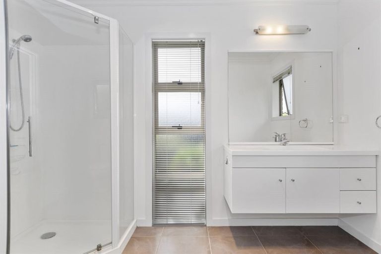 Photo of property in 1 Kereru Place, Pyes Pa, Tauranga, 3112