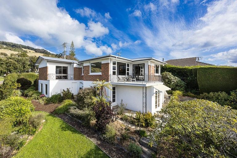 Photo of property in 57 Marion Street, Macandrew Bay, Dunedin, 9014