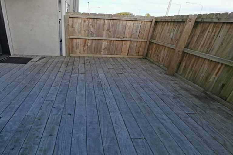 Photo of property in 17/5 Perekia Street, Albany, Auckland, 0632