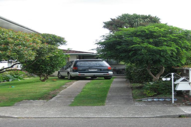 Photo of property in 2f2- Parera Grove, Heretaunga, Upper Hutt, 5018