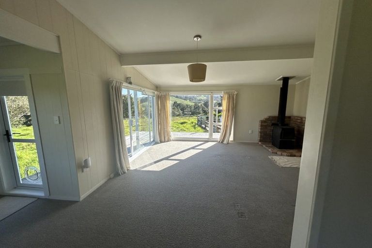 Photo of property in 158 Paparoa Station Road, Paparoa, 0571