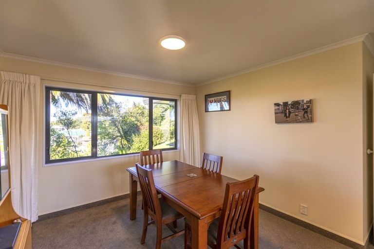 Photo of property in 37 Hetley Crescent, Taradale, Napier, 4112