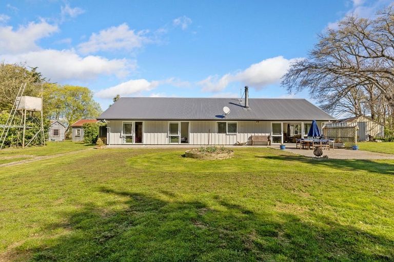 Photo of property in 36 Bridge Street, Coalgate, 7673