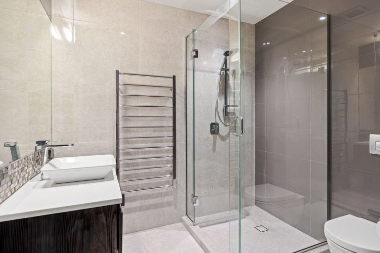 Photo of property in Quay Apartments Tower 2, 206/283 Wakefield Quay, Stepneyville, Nelson, 7010