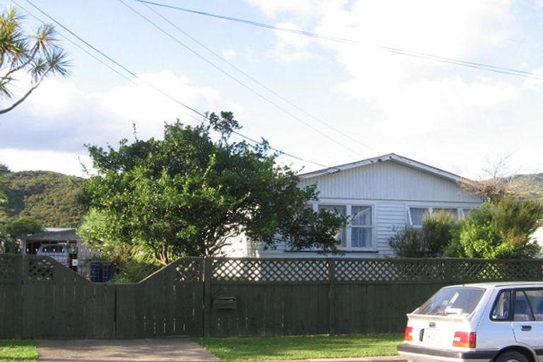 Photo of property in 42 Konini Street, Wainuiomata, Lower Hutt, 5014