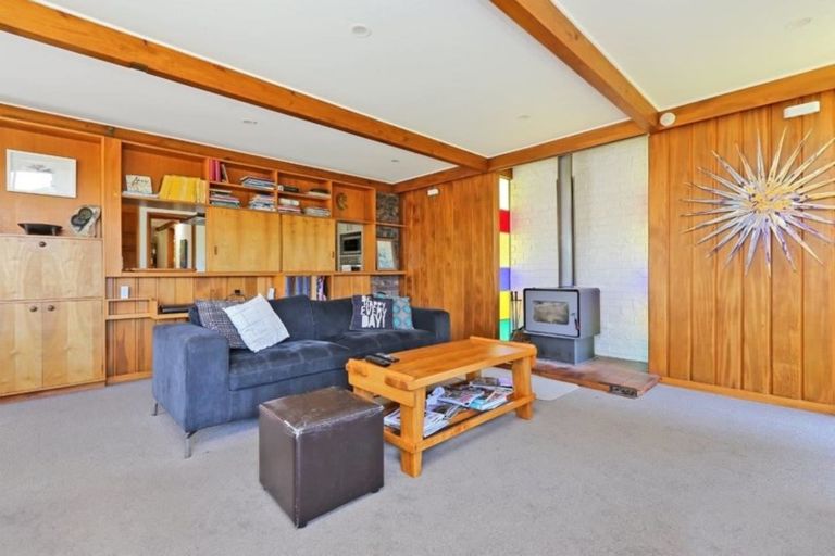 Photo of property in 58 Tauroa Road, Havelock North, 4130