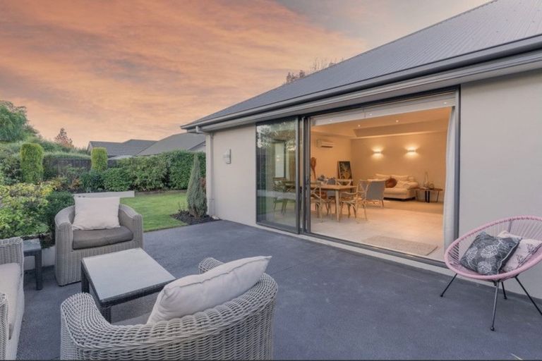 Photo of property in 6 Ruby Avenue, Northwood, Christchurch, 8051