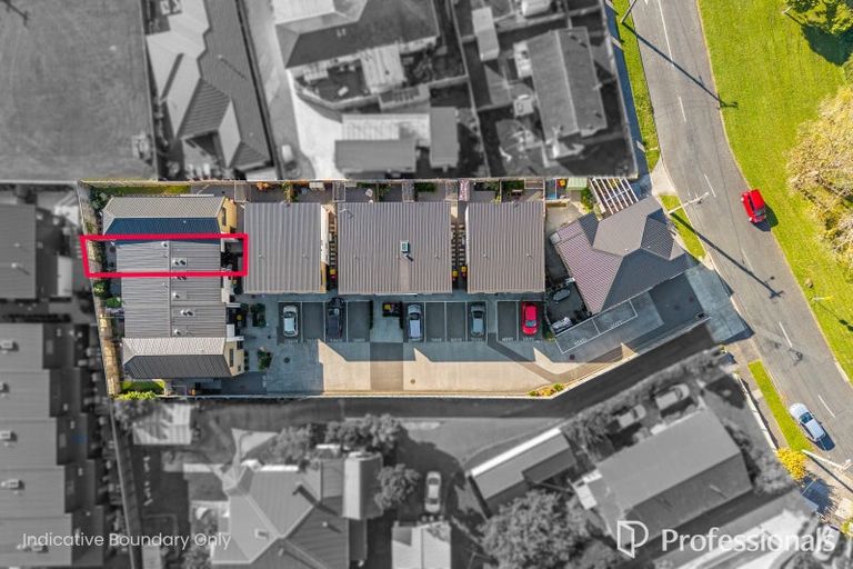 Photo of property in 11/489 Riverside Drive, Fairfield, Lower Hutt, 5011