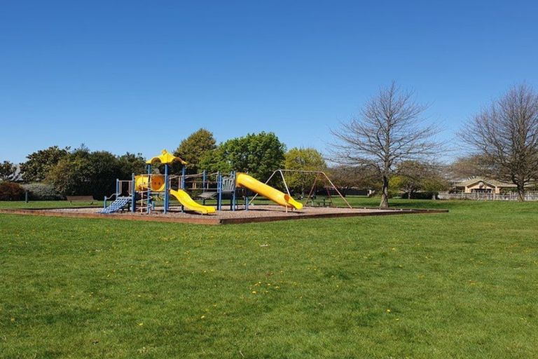 Photo of property in 29 Regent Avenue, Rangiora, 7400