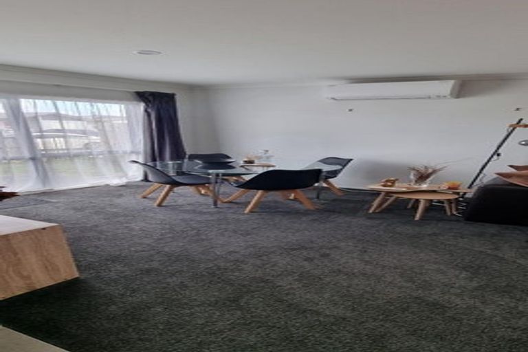 Photo of property in 21 Kutukutu Street, Takanini, 2112