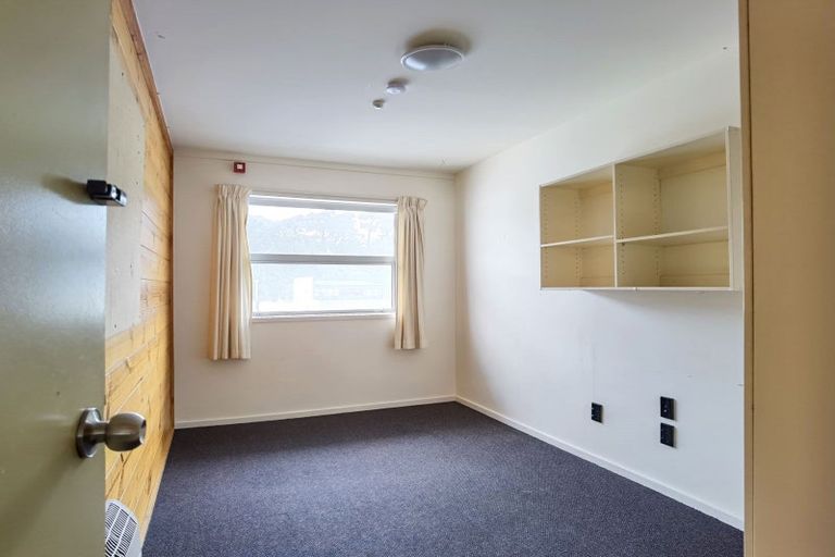 Photo of property in Drummond Street Flats, 19 Drummond Street, Mount Cook, Wellington, 6021