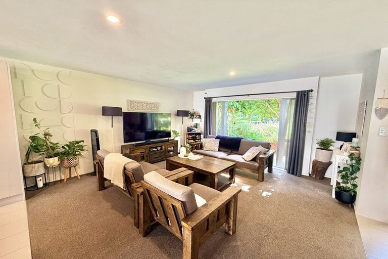 Photo of property in 62 Kuaka Drive, Takanini, 2112