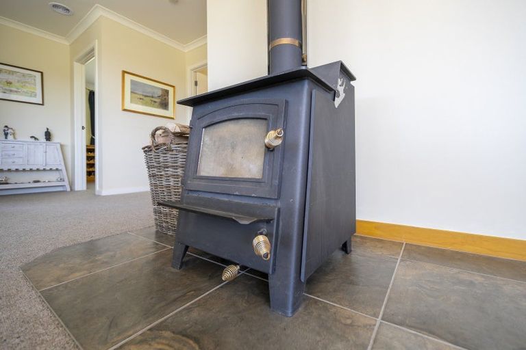 Photo of property in 1059 Hillside Manapouri Road, Manapouri, Te Anau, 9679