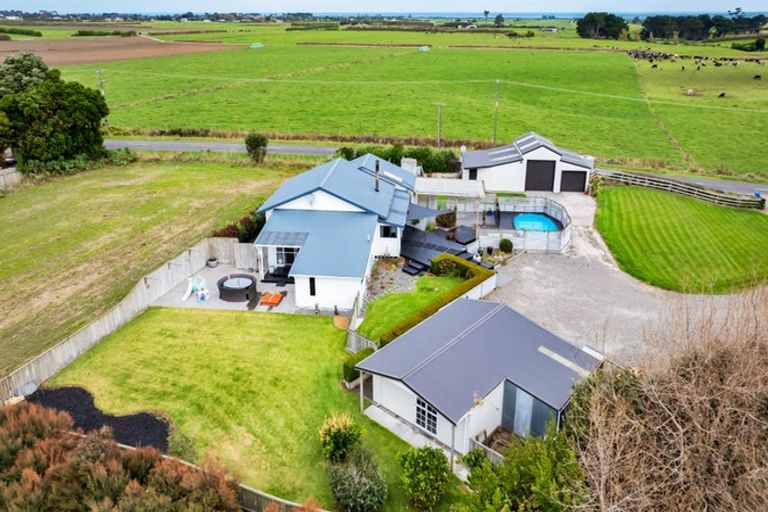 Photo of property in 1288 Normanby Road, Manaia, Hawera, 4678