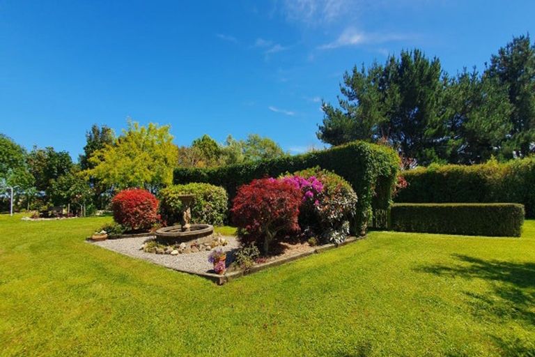 Photo of property in 66 Pohutukawa Drive, Levin, 5571