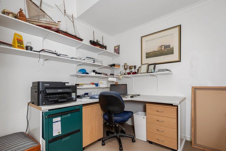 Photo of property in 35 Mahonia Place, Pyes Pa, Tauranga, 3112