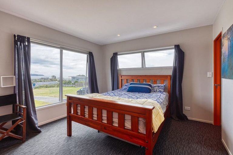 Photo of property in 10 Cornwall Way, Mangawhai Heads, Mangawhai, 0505