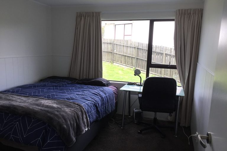 Photo of property in 94 Stanley Road, Glenfield, Auckland, 0629