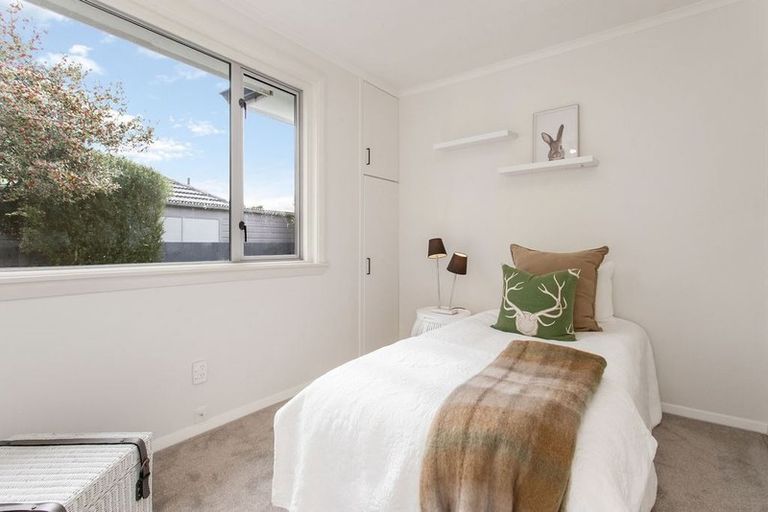 Photo of property in 42 Croziers Road, St Albans, Christchurch, 8052