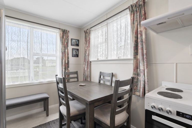 Photo of property in 281 South Road, Hawera, 4610