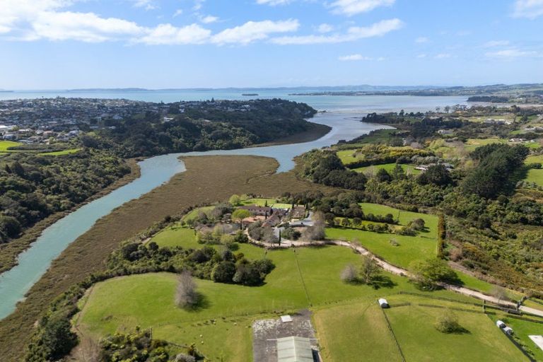 Photo of property in 5 Birch Park Lane, Whitford, Howick, 2571