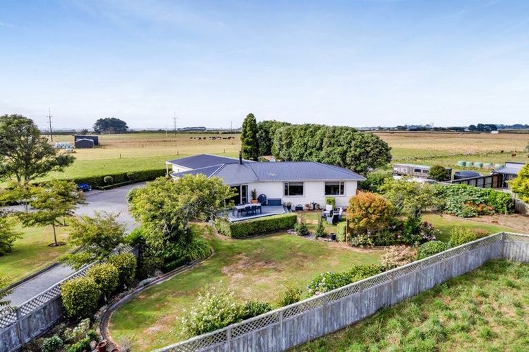Photo of property in 242 Tawhiti Road, Hawera, 4672