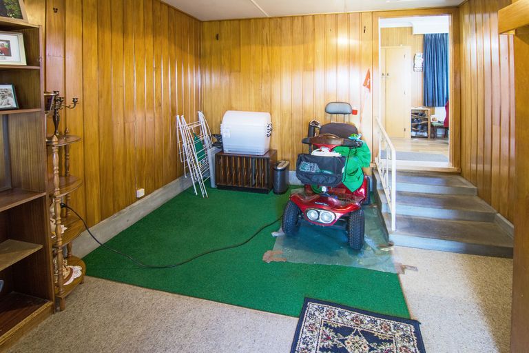 Photo of property in 2 Keaton Street, Masterton, 5810