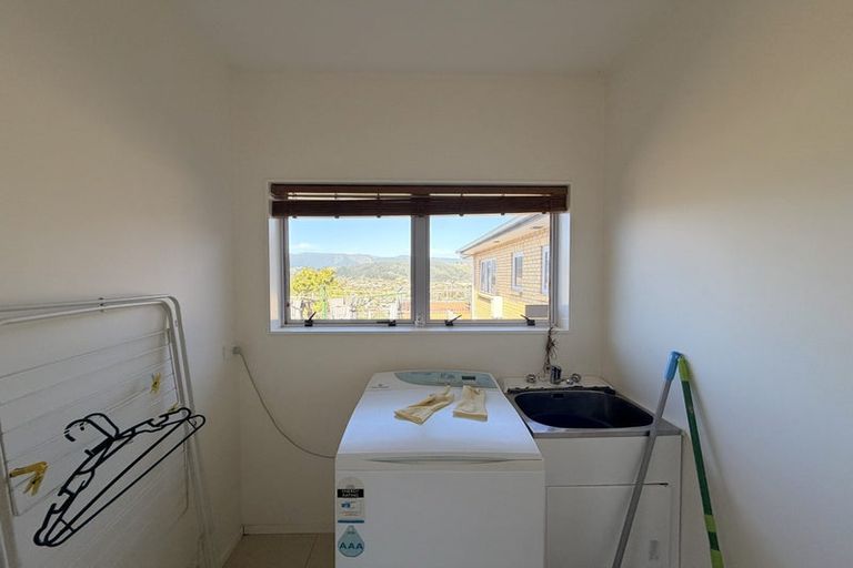 Photo of property in 17 Riverstone Drive, Riverstone Terraces, Upper Hutt, 5018