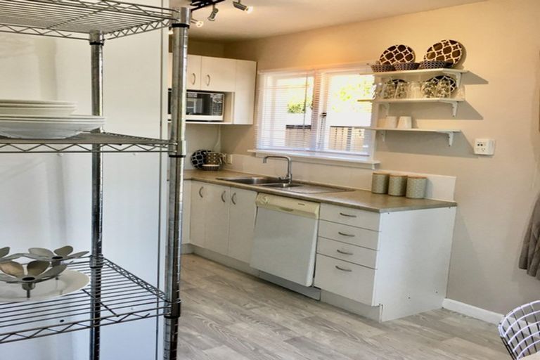 Photo of property in 10 Springhill Street, Avonhead, Christchurch, 8042