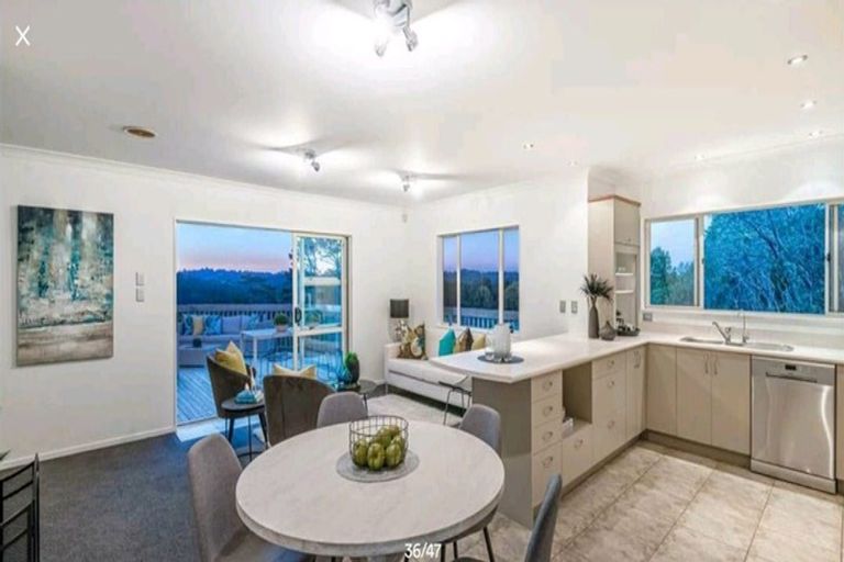 Photo of property in 9 Kittiwake Drive, Schnapper Rock, Auckland, 0632